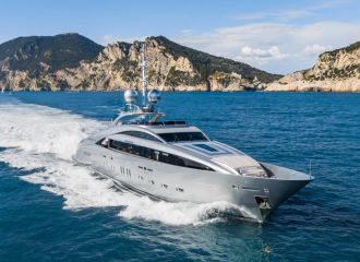 ISA 140 YACHT FOR CHARTER