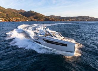 JEANNEAU DB37 YACHT CHARTER